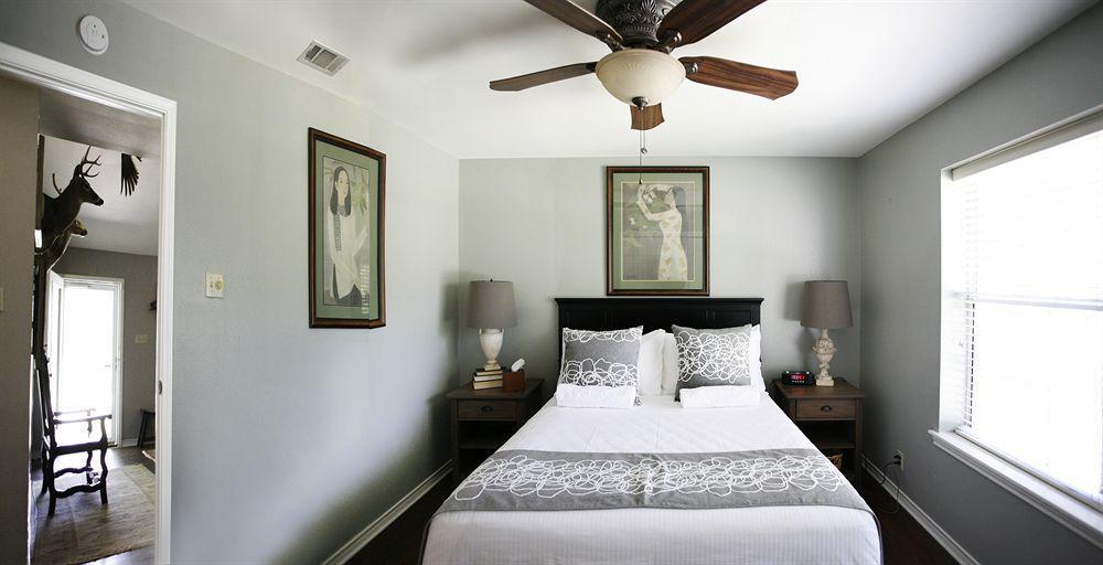 Camp Lucy Hotel Dripping Springs Luaran gambar