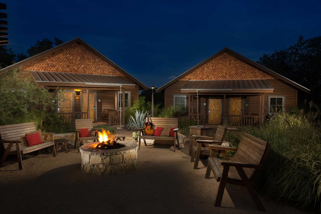 Camp Lucy Hotel Dripping Springs Luaran gambar