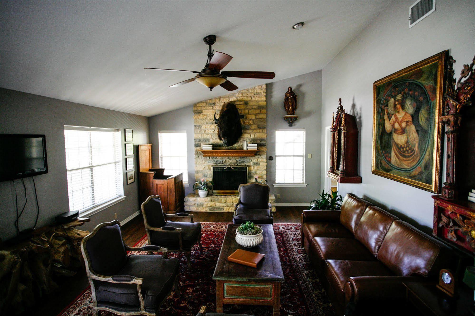 Camp Lucy Hotel Dripping Springs Luaran gambar