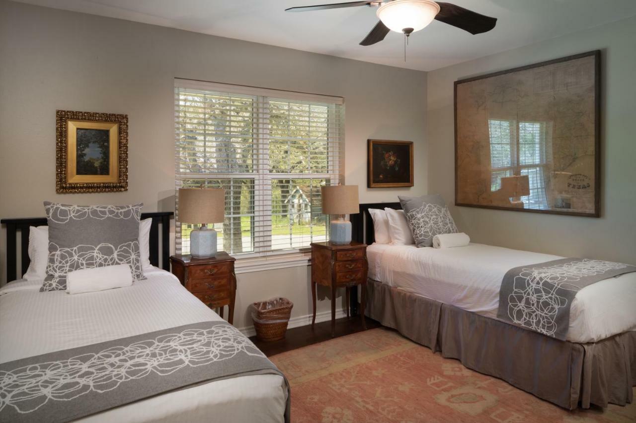 Camp Lucy Hotel Dripping Springs Luaran gambar